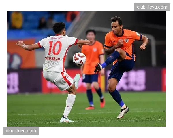 攻守转换效率观察：中超球队摒弃龟缩后场，全员参与快速转换