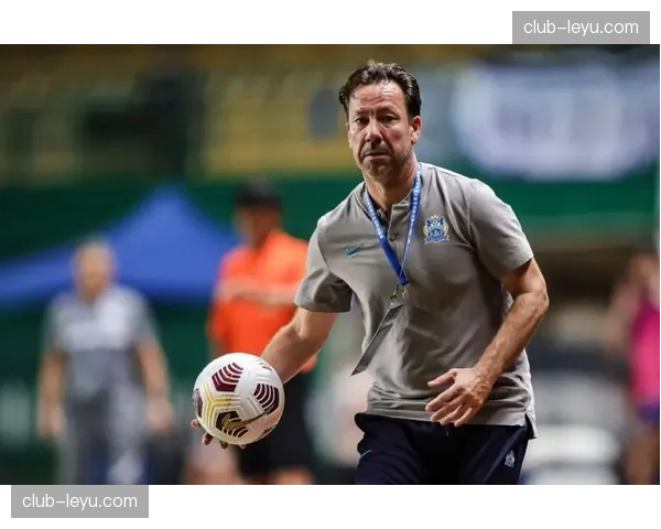 坦帕湾闪电总经理布里斯特谈球队薪资空间与未来建队策略